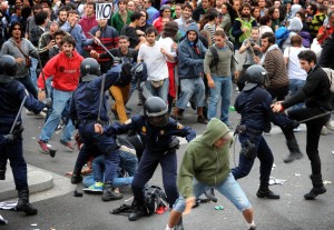 Cargas-policiales-25-S