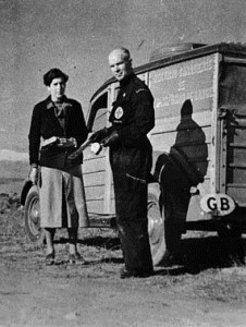 Norman_Bethune_transfusion_unit_1936_crop