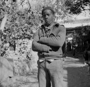 Al Chisholm in Spain, November 1937. (Tamiment Library, NYU, 15th IB Photo Collection, Photo #11-0653.)