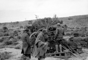Photo Unit #: A284 American Artillery unit emplacement, Teruel front