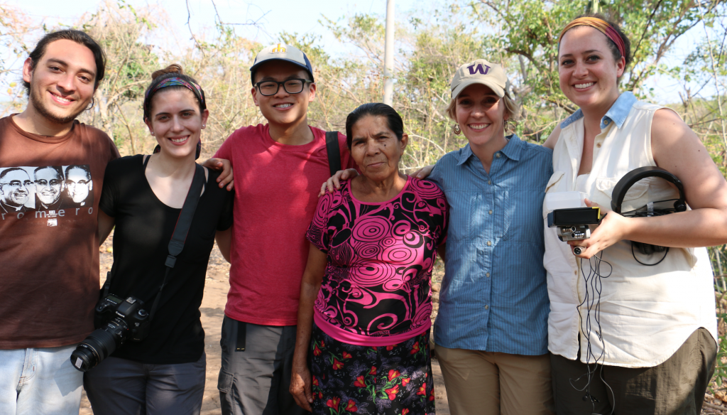 Members of the University of Washington faculty and student team in El Salvador, with Pro-Búsqueda staff and Milagro Martínez (at center). February 2015