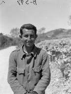 John Murra, Lincoln-Washington, May 1938. The 15th International Brigade Photographic Unit Photograph Collection; ALBA Photo 11; ALBA Photo number 11-0221. Tamiment Library/Robert F. Wagner Labor Archives. Elmer Holmes Bobst Library, 70 Washington Square South, New York, NY 10012, New York University Libraries.