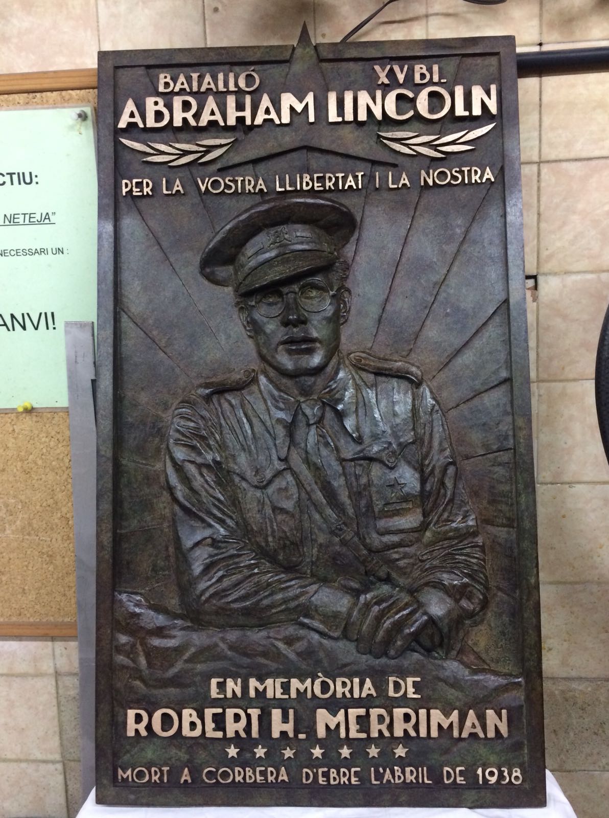 Plaque Honors Robert Merriman The Volunteer
