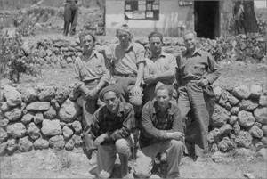 Volunteers who returned from the US. Standing (l-r)x, Bill Wheeler, x, x; Kneeling (l-r) x, x.