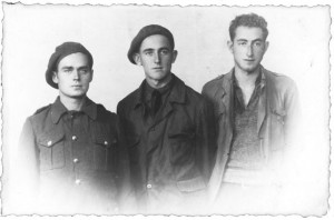 Wisconsin volunteers Fred Palmer, John Cookson, and Clarence Kailin. Photograph Clarence Kailin, ALBA/VALB.