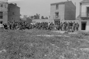 Cabo School Ebro Front, May 1938; Harry Randall: Fifteenth International Brigade Films and Photographs; ALBA PHOTO 011-1151 (D525); Tamiment Library/Robert F. Wagner Labor Archives Elmer Holmes Bobst Library 70 Washington Square South New York, NY 10012, New York University Libraries.