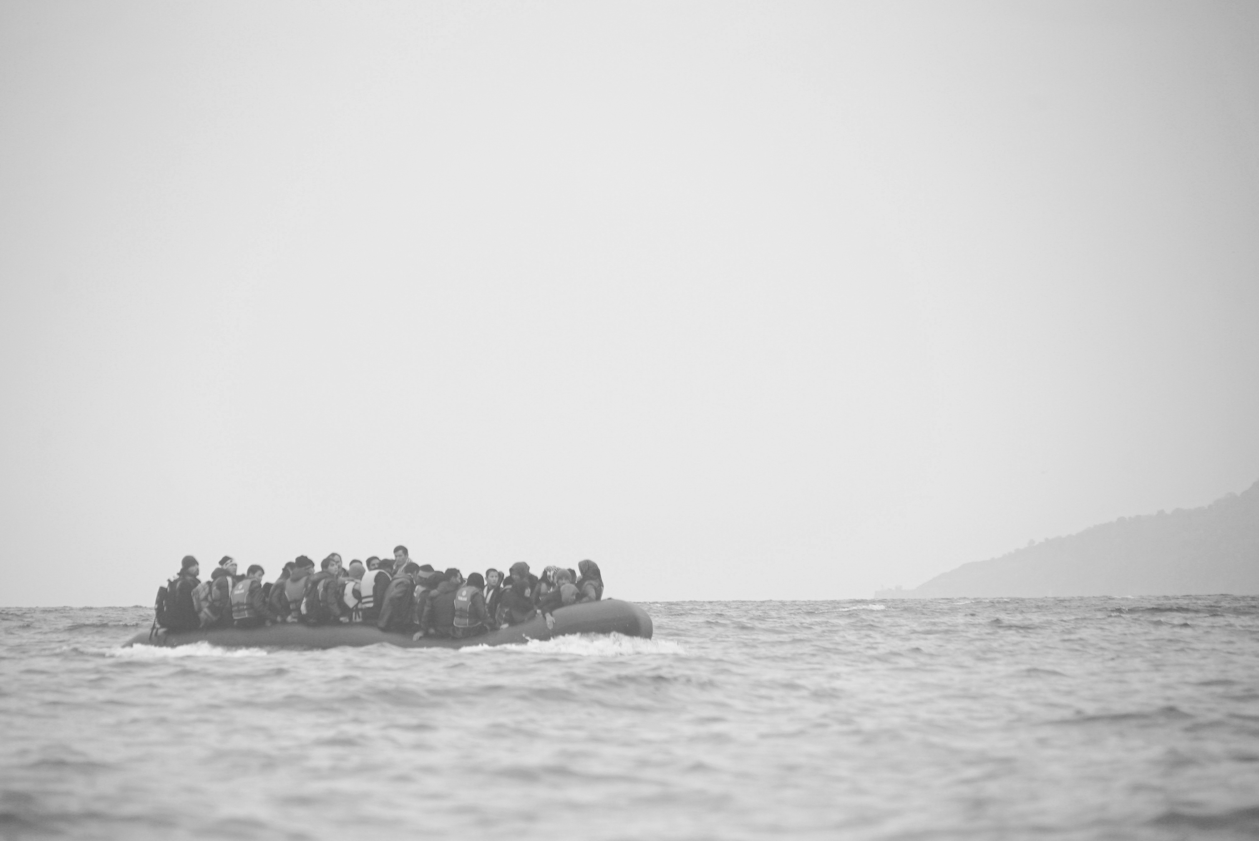 Refugees on a boat crossing the Mediterranean Sea, heading from Turkish coast to Lesbos, 29 Jan. 2016. Photo Mstyslav Chernov/Unframe, CC-BY-SA-4.0.