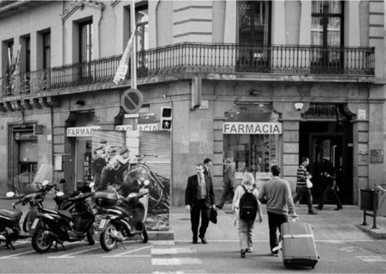 Patio de armas del castillo de Montjuïc. Barcelona, Ricard Martínez, 2011. On October 14, 1940, Lluís Companys, President of the Catalan Generalitat, is brought before a military tribunal, a few hours before his execution. (Photo credit original image: unidentified, 1940 / Archivo Varela, Cádiz).